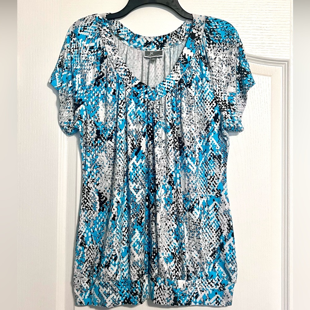 JM Collection Short Sleeve Blue & Grey V Neck Printed Women’s Top